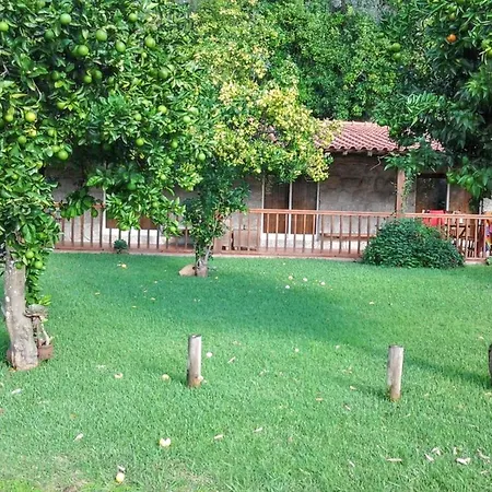 Elegant With Panoramic Views In וילה *