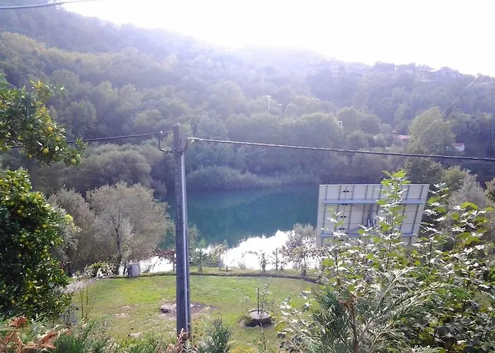 Villa Elegant With Panoramic Views In Caniçada